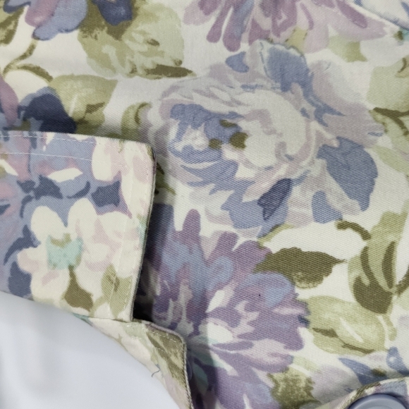 CROFT & Barrow Floral Print Denim Jacket Size M, w/Stretch, excellent conditio - Picture 3 of 12